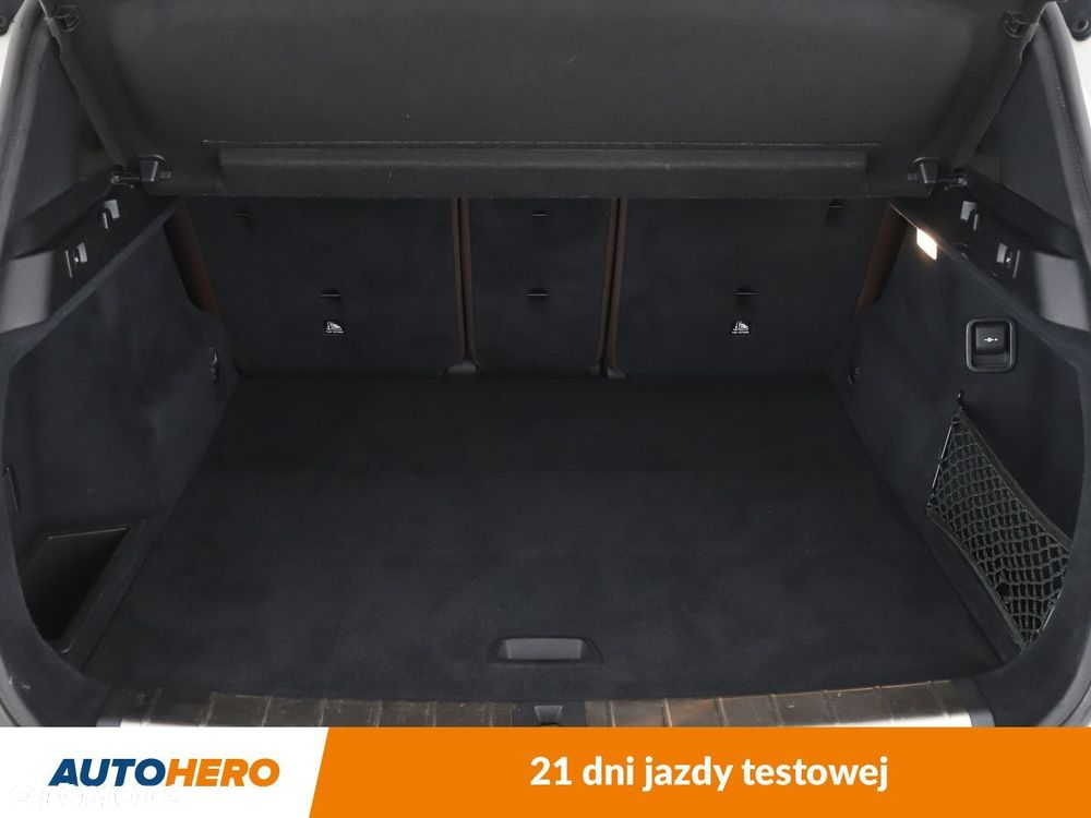 BMW X1 sDrive20d xLine sport - 17