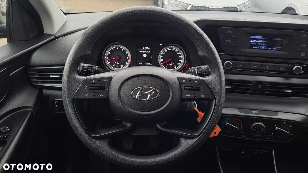 Hyundai i20 - 18