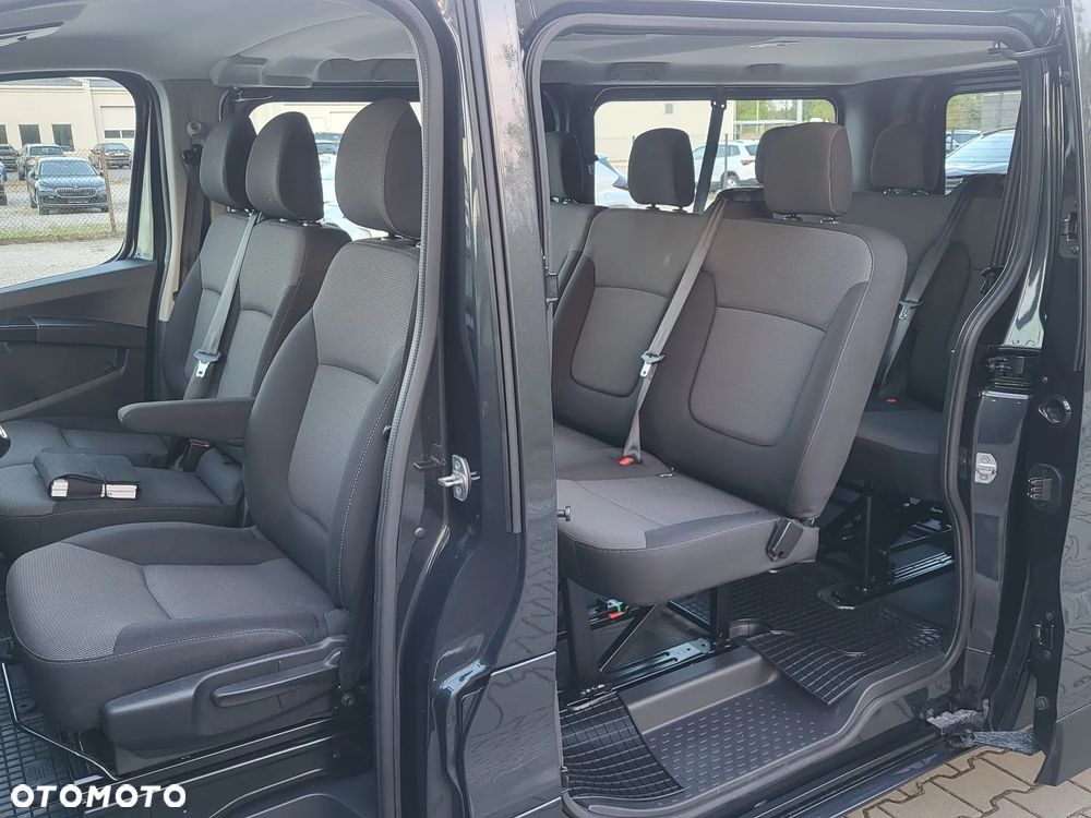 Renault Trafic - 10