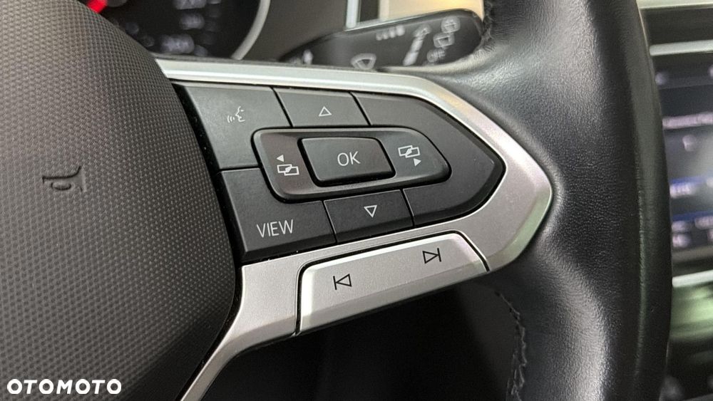 Volkswagen Passat 2.0 TDI Elegance DSG - 23
