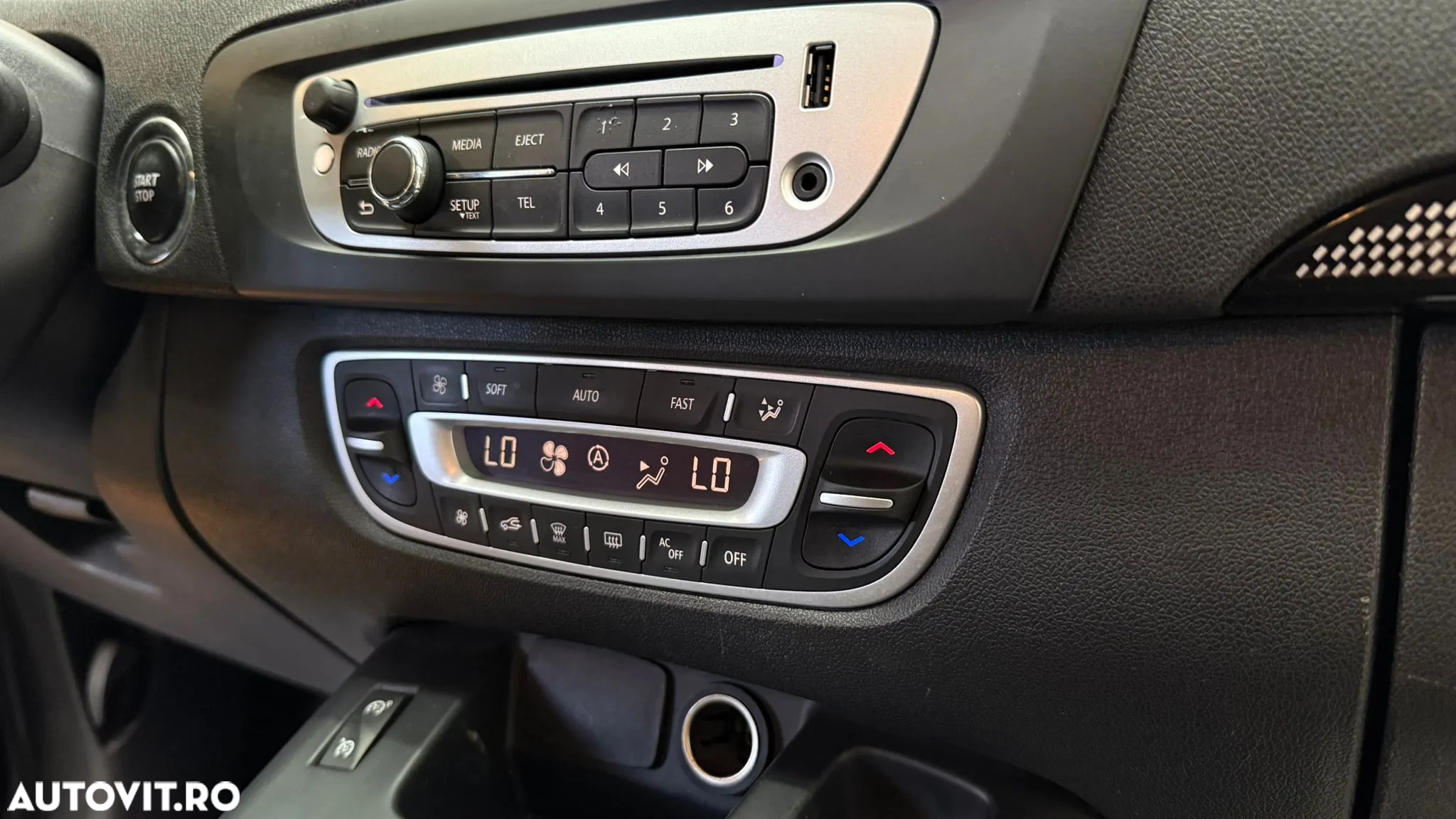 Renault Scenic - 22