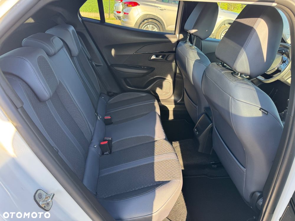 Peugeot 2008 PureTech 100 Stop&Start Allure - 23