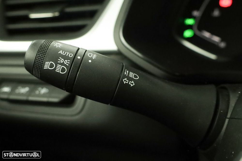 Renault Captur 1.0 TCe Techno Bi-Fuel - 17