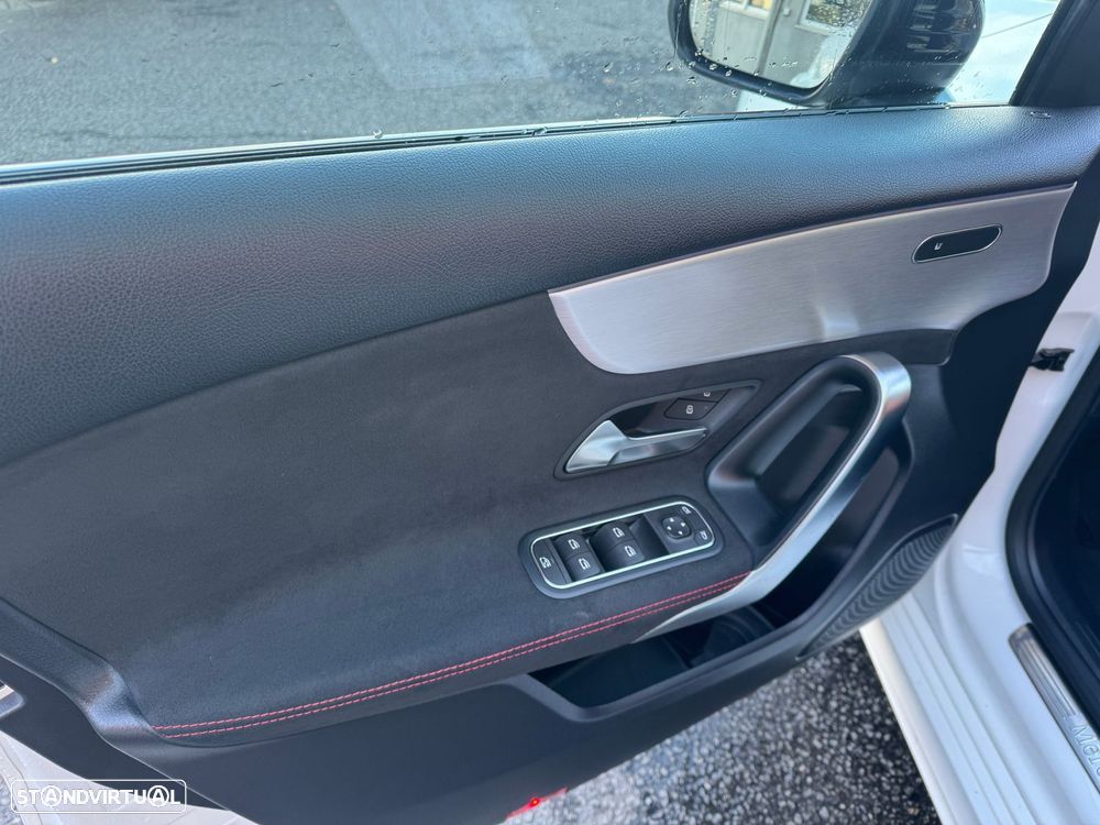 Mercedes-Benz A 200 AMG Line - 9