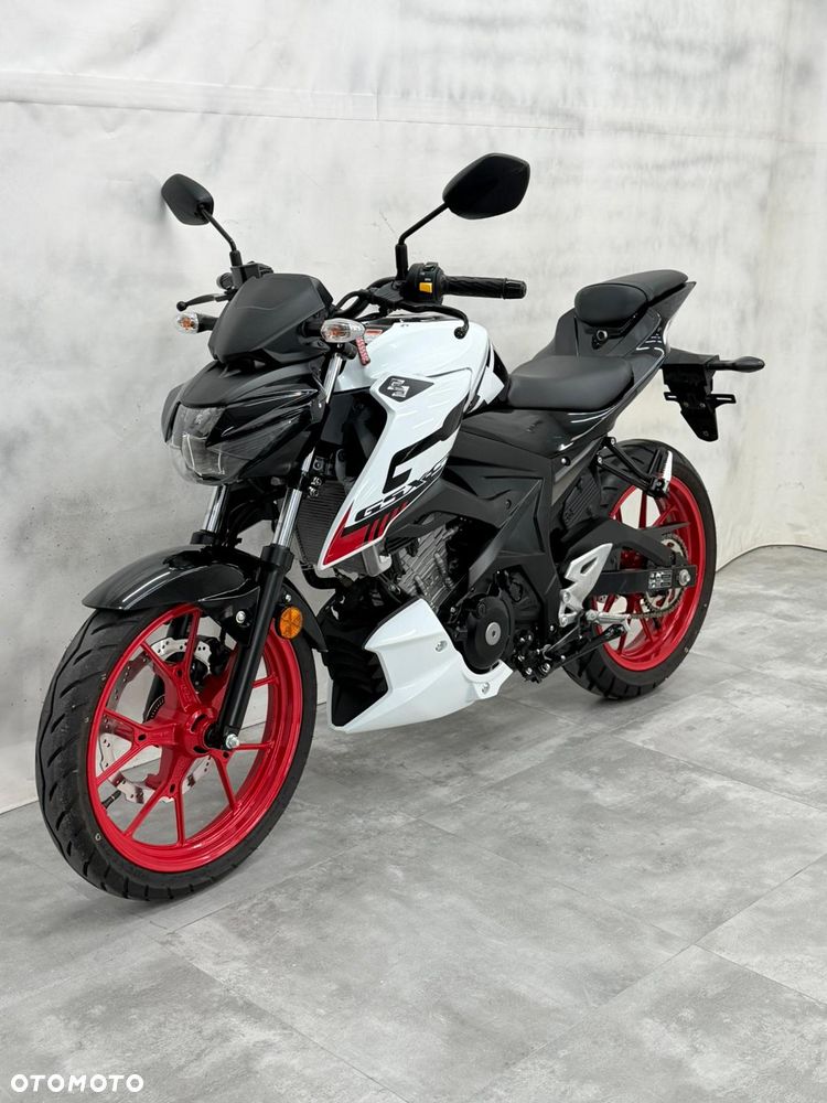 Suzuki GSX - 1