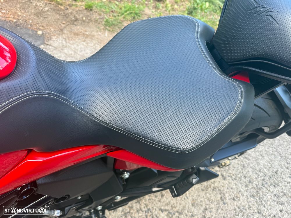 MV Agusta Turismo Veloce Rosso Aniversário 75 - 20