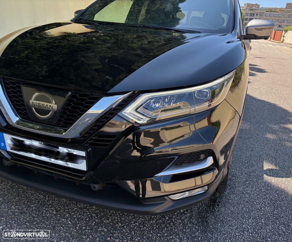 Nissan Qashqai 1.2 DIG-T Tekna Premium Pele Preta - 23