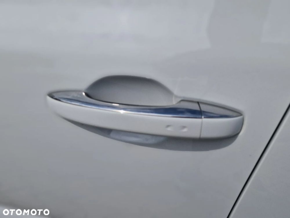 Renault Megane 1.5 dCi Bose EDC - 17