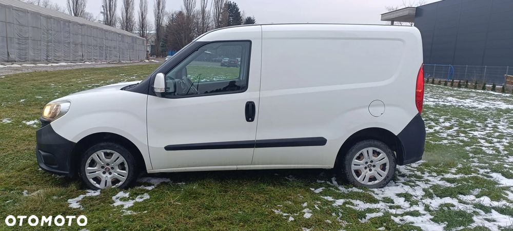 Fiat DOBLO - 21