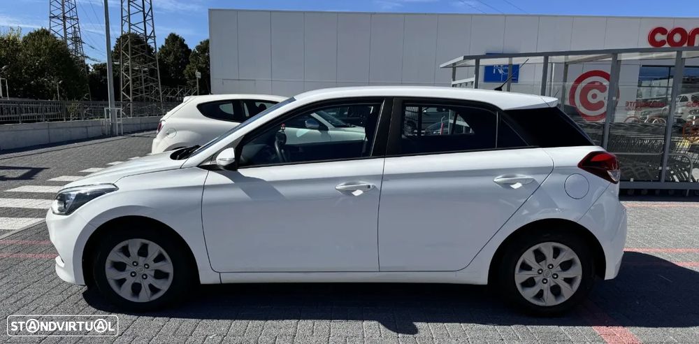 Hyundai i20 / 1.1 CRDi Access Plus - 4