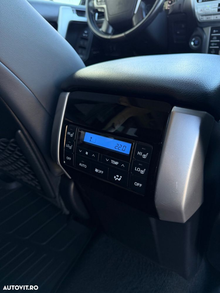 Toyota Land Cruiser 2.8l Turbo D-4D A/T AVS 5 locuri Luxury - 7