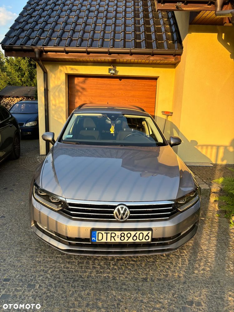 Volkswagen Passat 2.0 TDI SCR Comfortline - 1