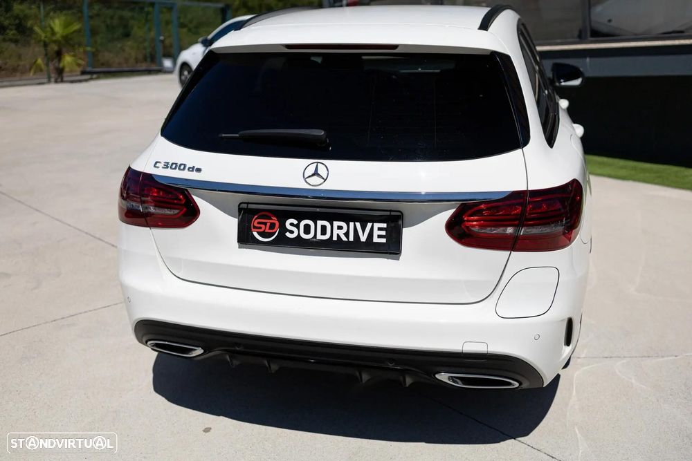 Mercedes-Benz C 300 de AMG Line - 24