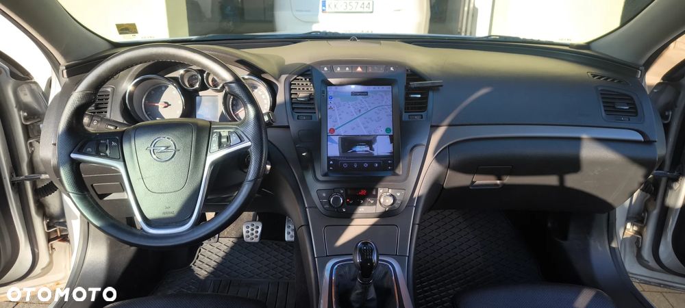 Opel Insignia - 12