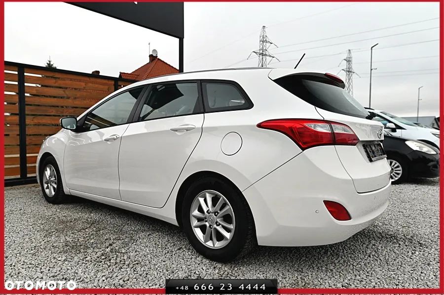 Hyundai i30 blue Kombi 1.6 CRDi DCT Passion - 9