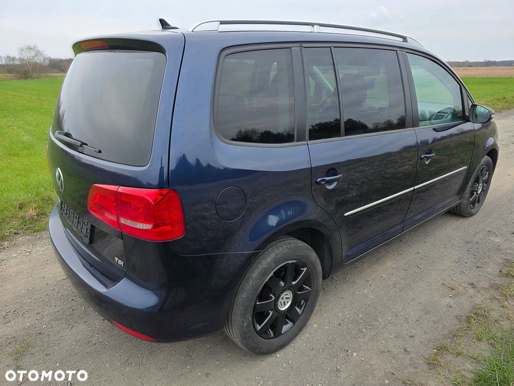 Volkswagen Touran 1.4 TSI Highline - 11