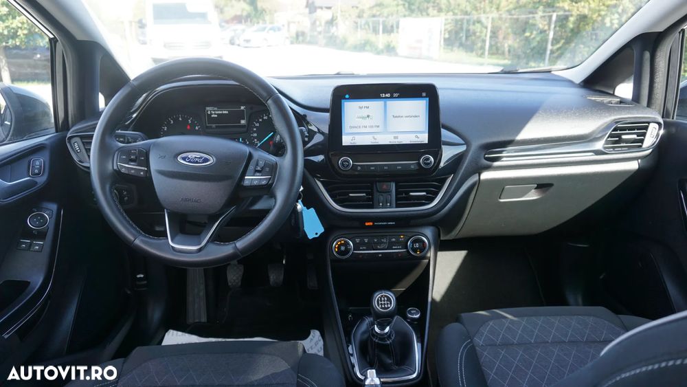 Ford Fiesta 1.0 EcoBoost Start-Stop ST-LINE - 14