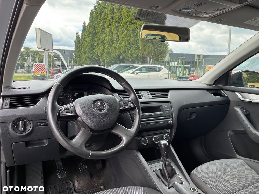 Skoda Octavia 1.6 TDI Active - 9