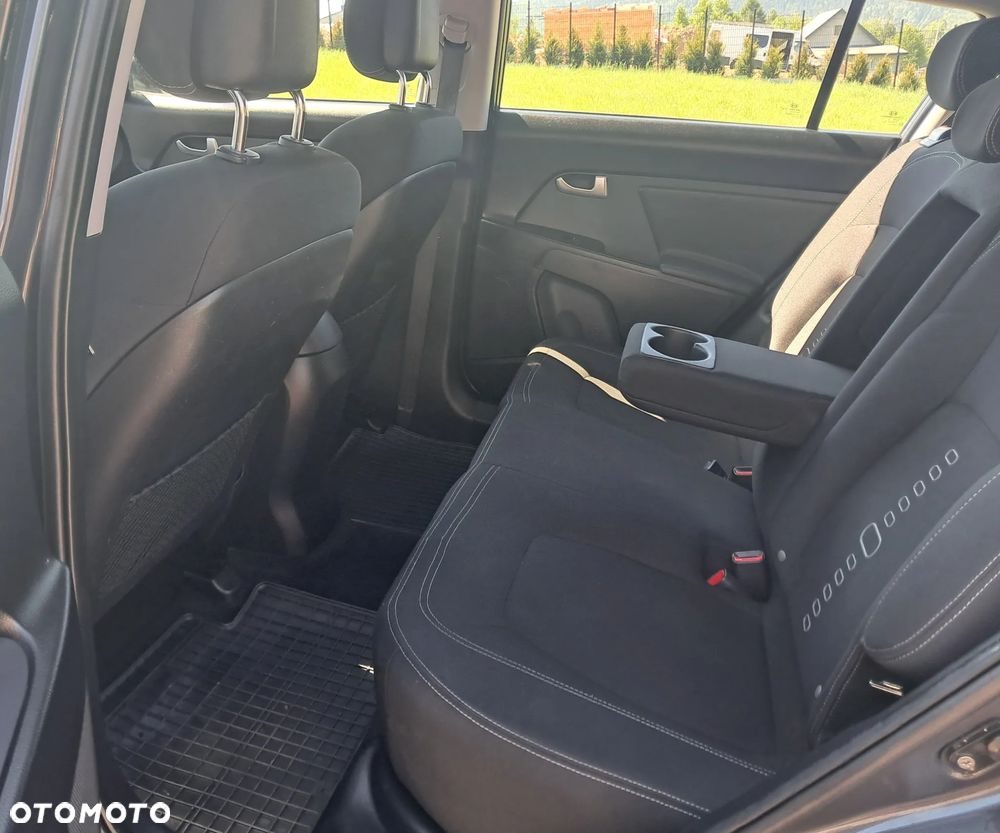 Kia Sportage - 13