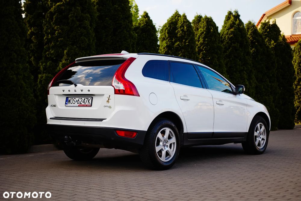 Volvo XC 60 D4 Momentum - 7