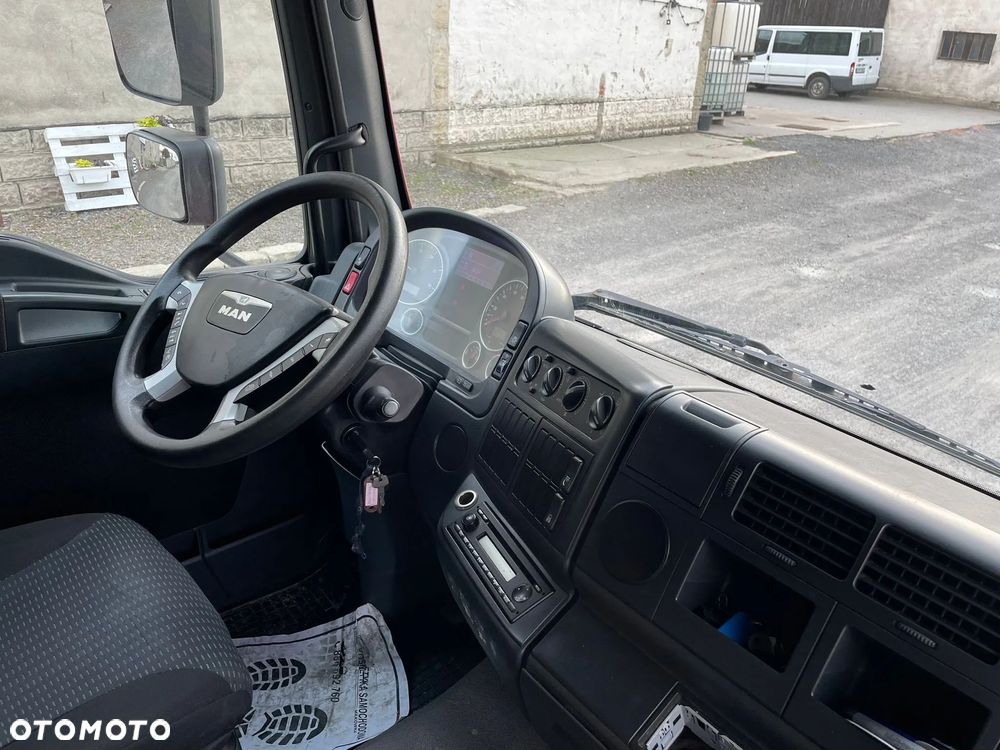 MAN TGL - 9