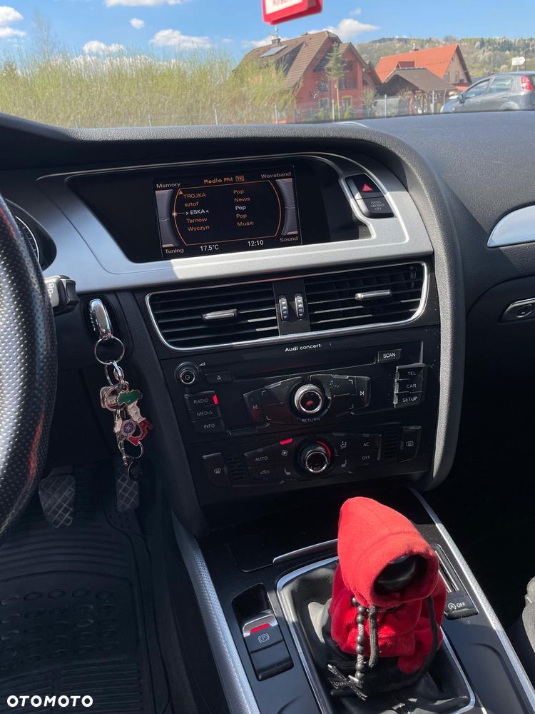 Audi A4 Avant 2.0 TDI Quattro - 15