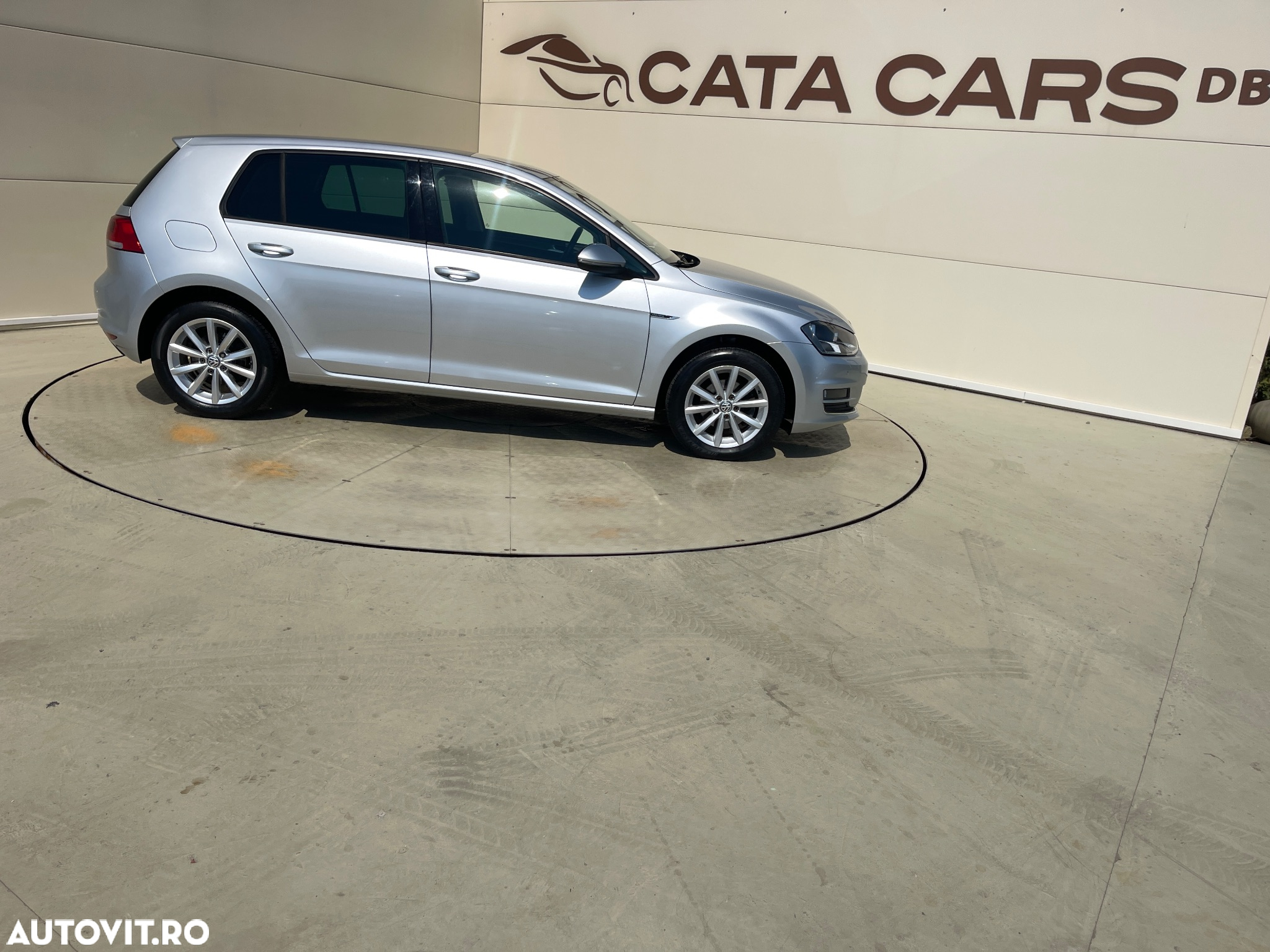 Volkswagen Golf 1.2 TSI BlueMotion Technology Lounge - 19