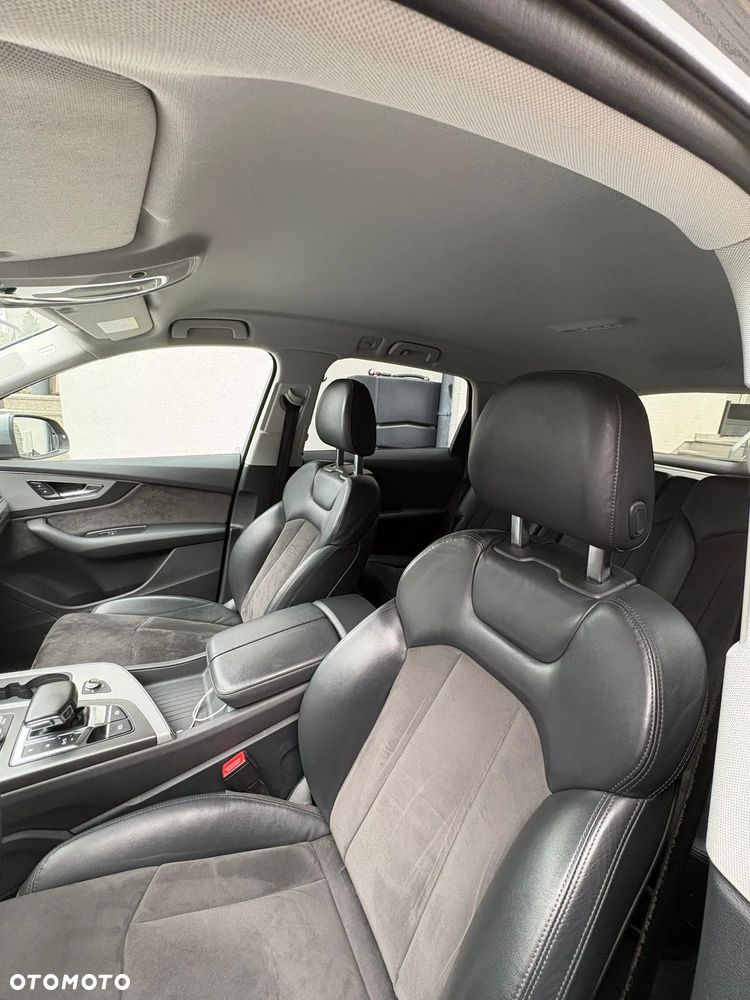 Audi Q7 - 8