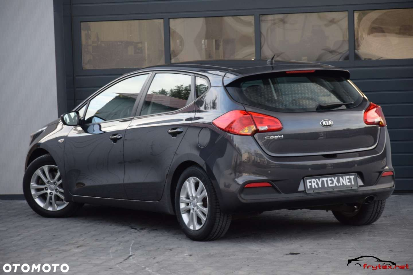 Kia Ceed - 14