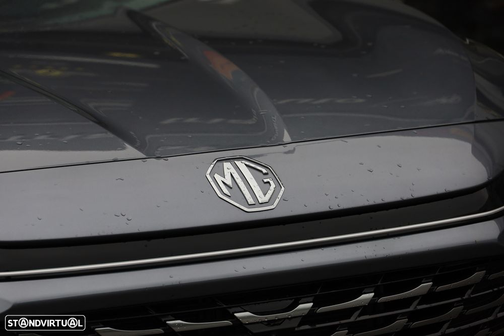 MG HS 1.5 T Luxury AT - 4