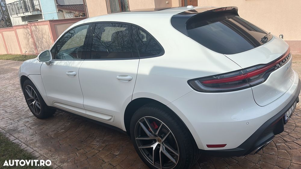 Porsche Macan - 4