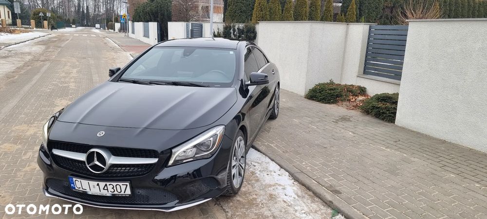 Mercedes-Benz CLA 250 4Matic 7G-DCT UrbanStyle Edition - 4