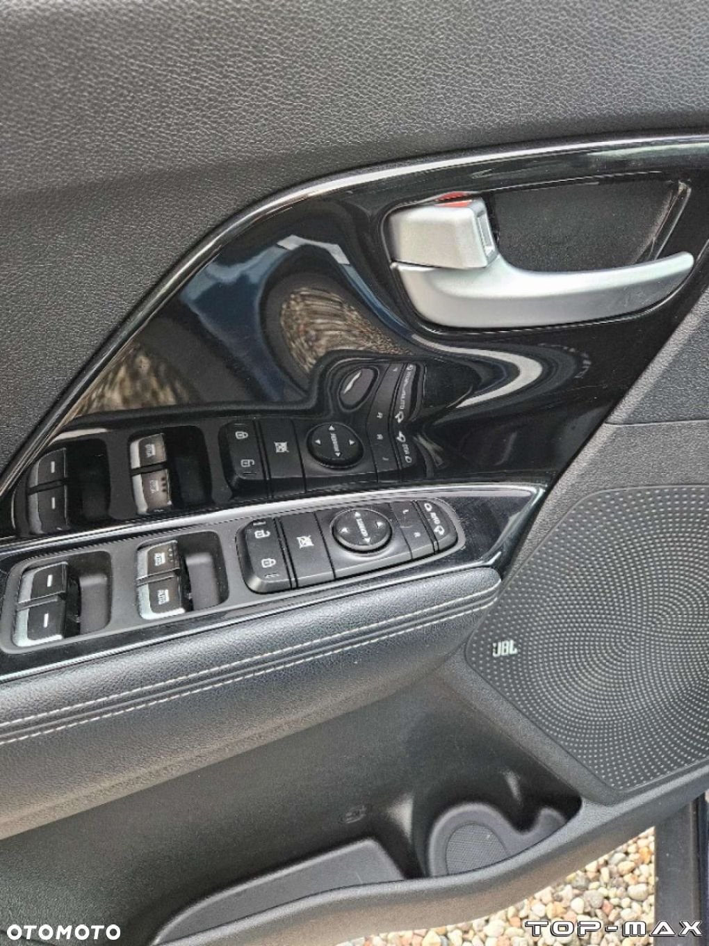 Kia Niro - 28