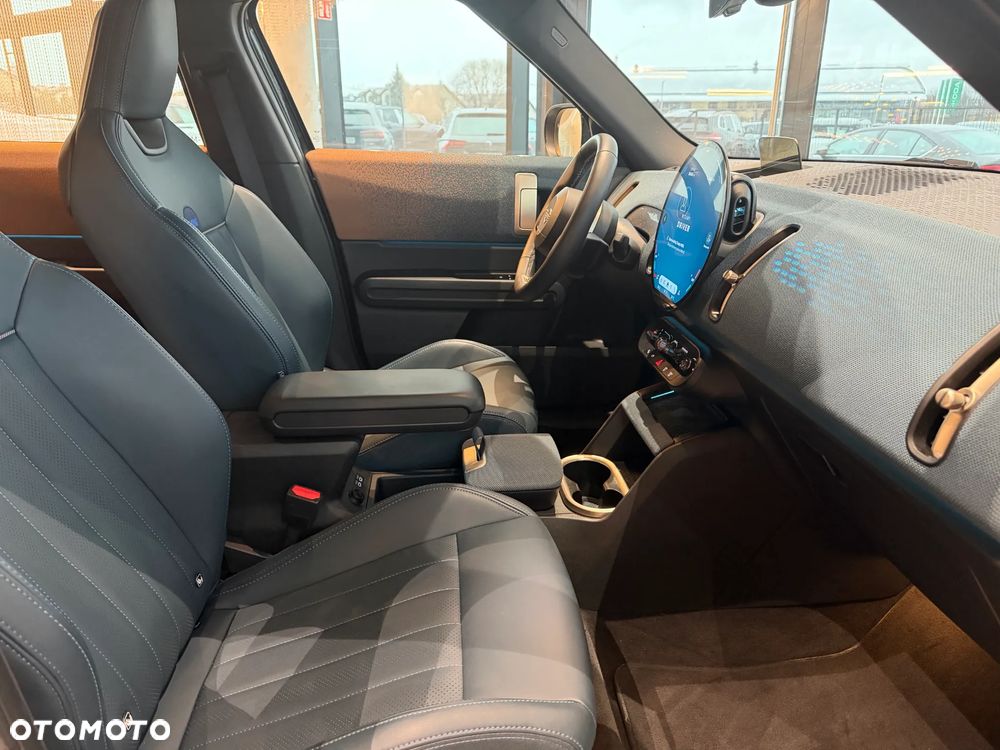 MINI Countryman - 26