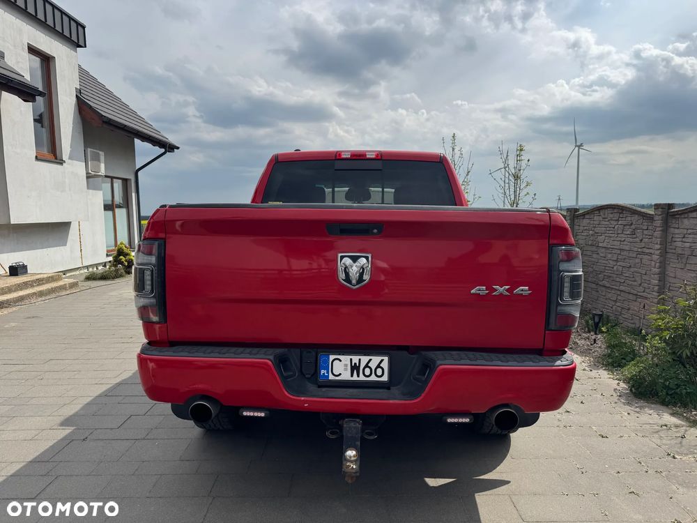 Dodge RAM - 4