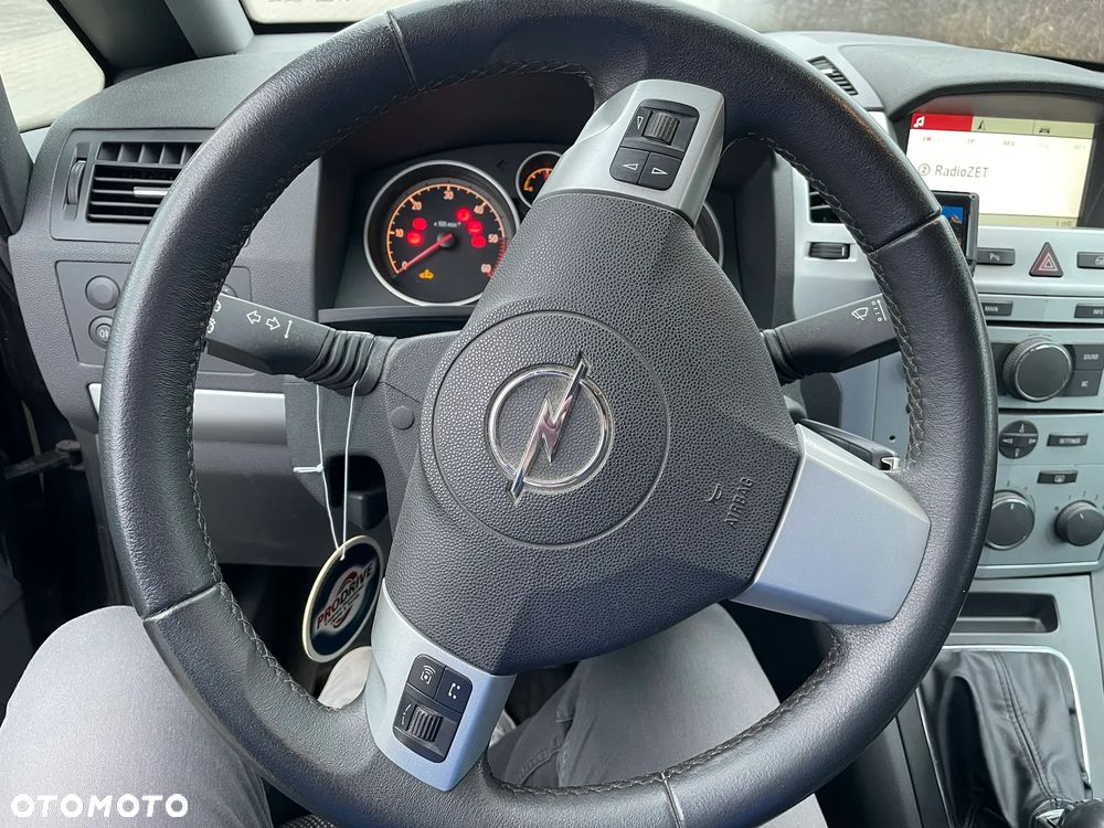 Opel Zafira 1.9 CDTI Navi - 25