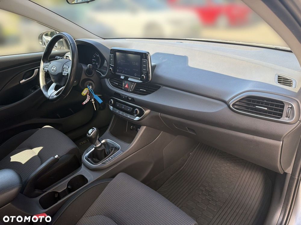 Hyundai i30 - 16