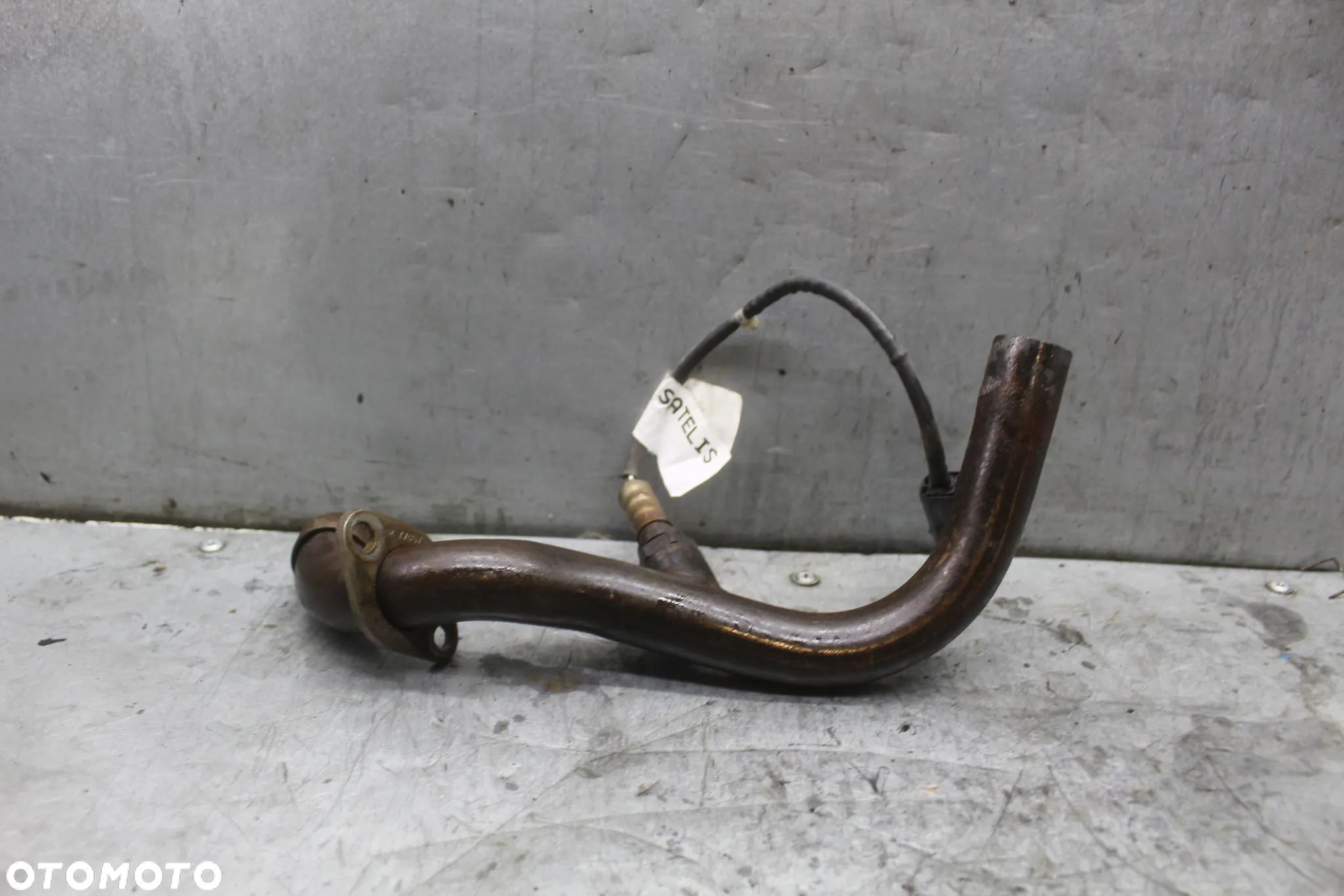 Peugeot Satelis 125 Kolanko kolektor wydechowy sonda - 1