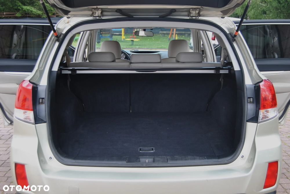 Subaru Legacy 2.0D Exclusive - 13