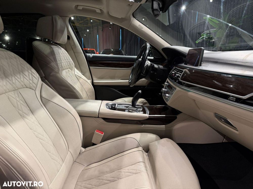 BMW Seria 7 740Ld xDrive - 18