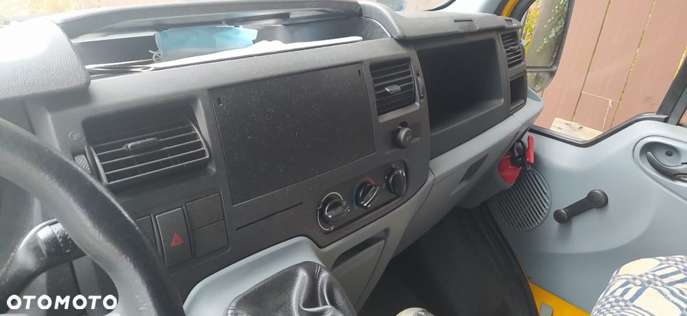 Ford Transit - 20