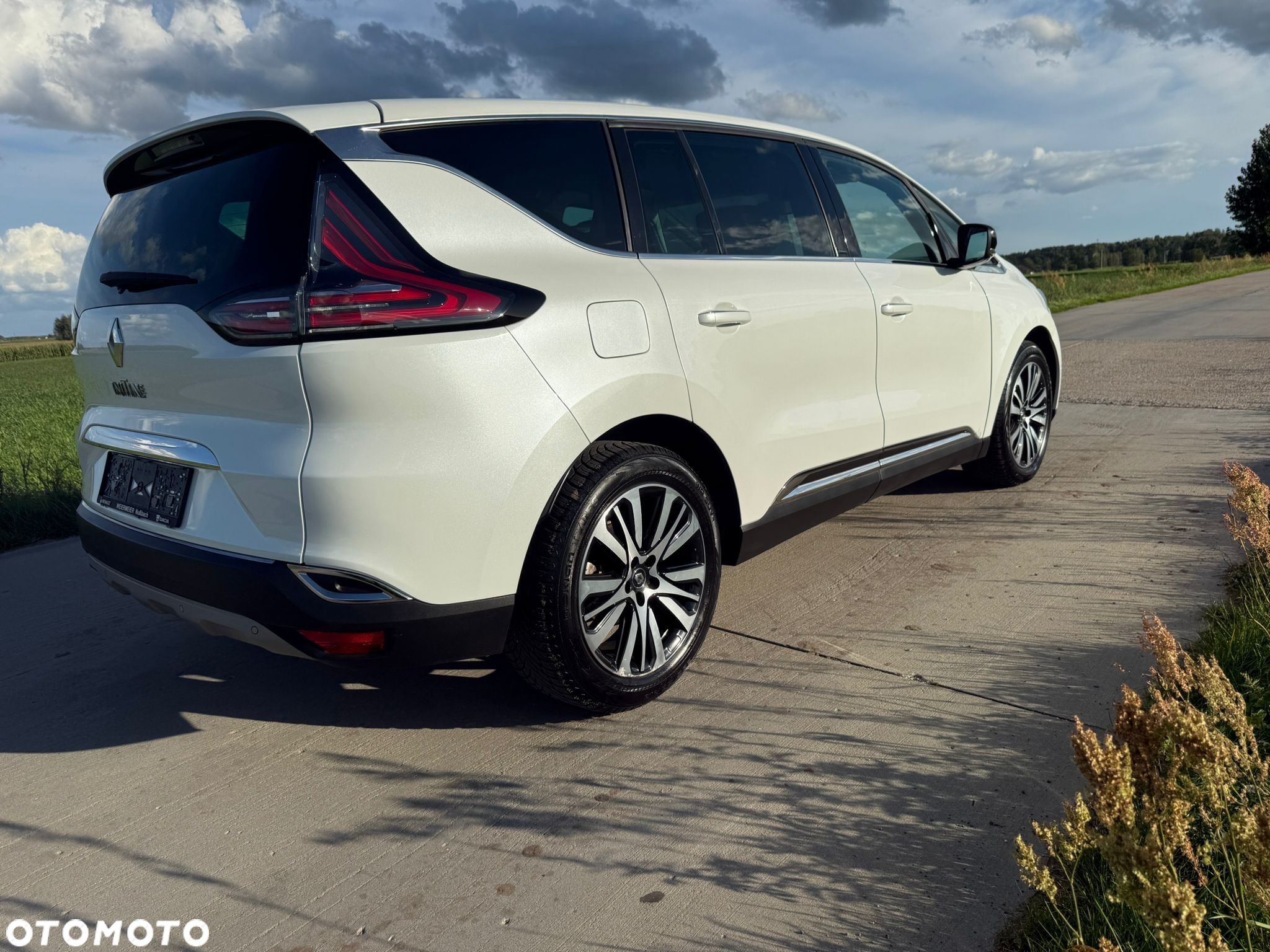 Renault Espace 1.6 dCi Energy Initiale Paris EDC - 22