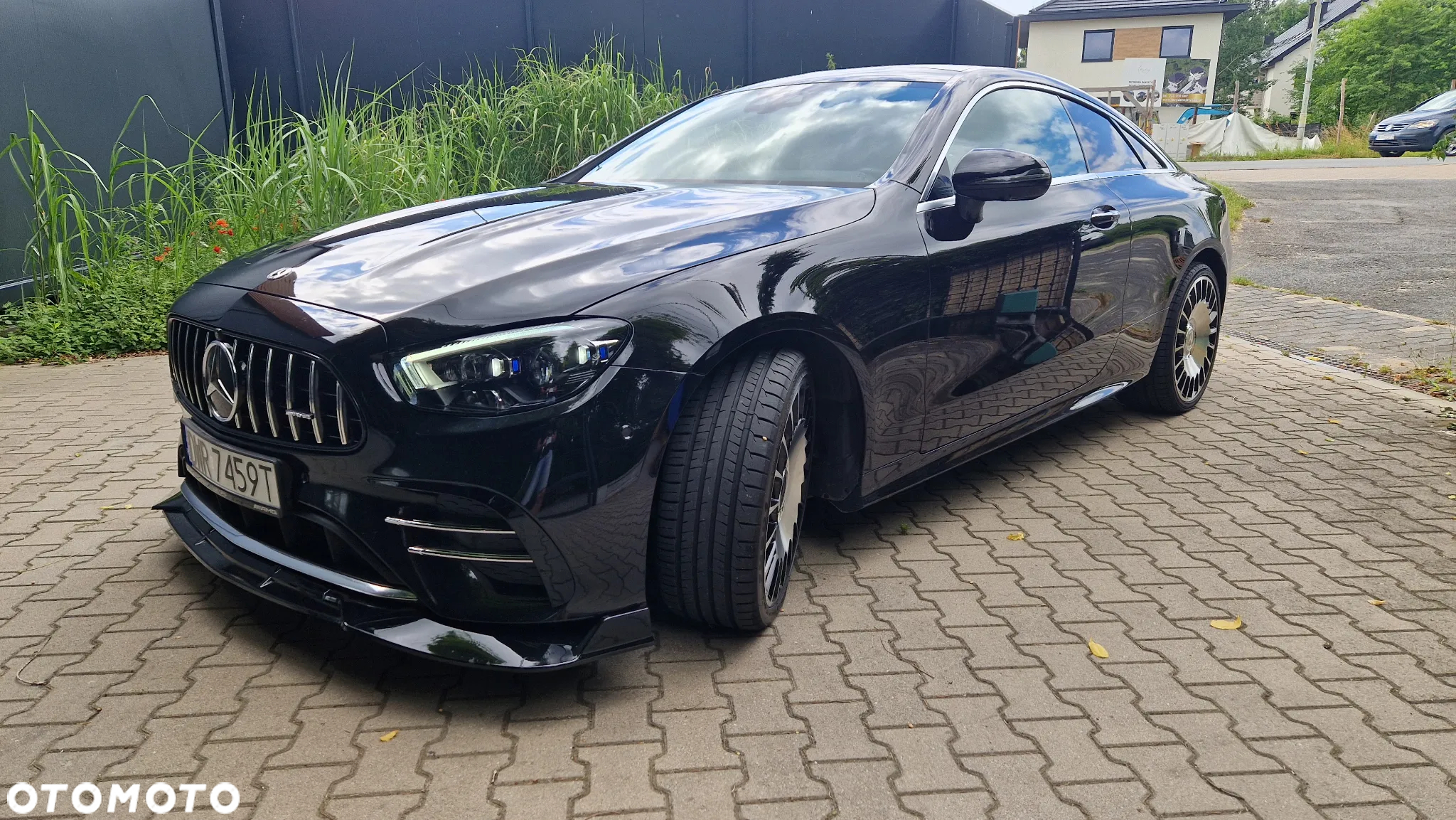 Mercedes-Benz Klasa E 220 d Coupe 4-Matic AMG - 2
