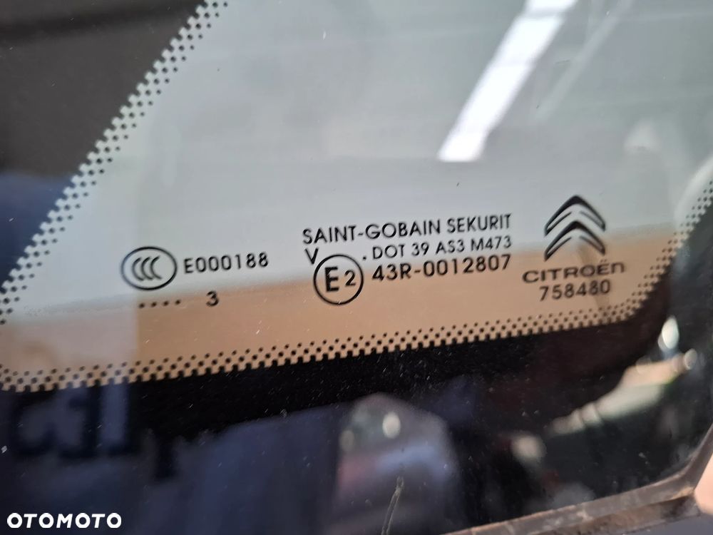 C4 picasso II krótki szyba karoseryjna tył - 2