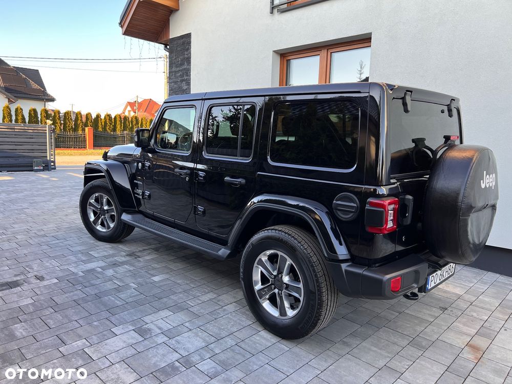 Jeep Wrangler Unlimited GME 2.0 Turbo Sahara - 19
