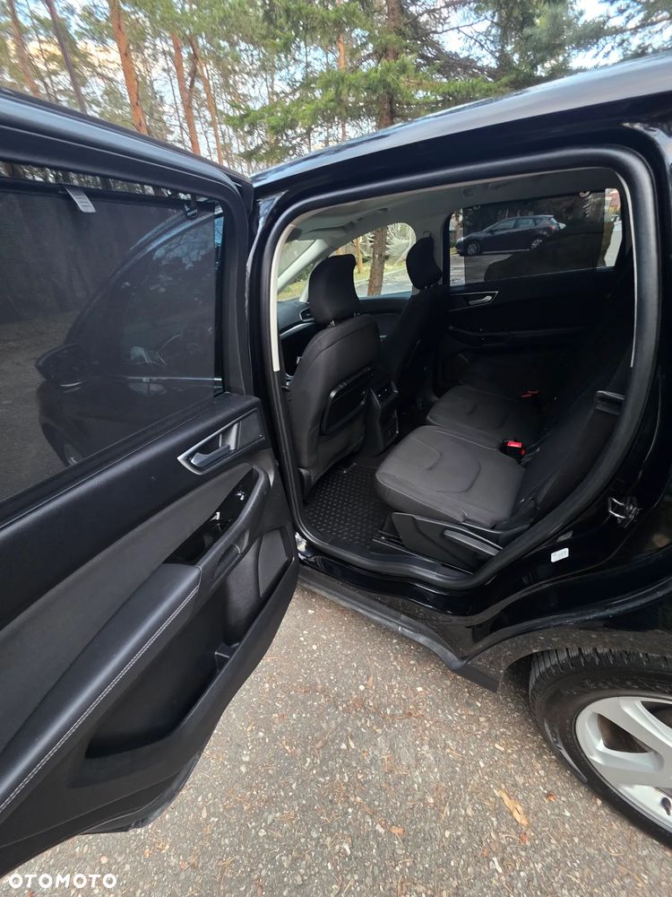 Ford S-Max - 19