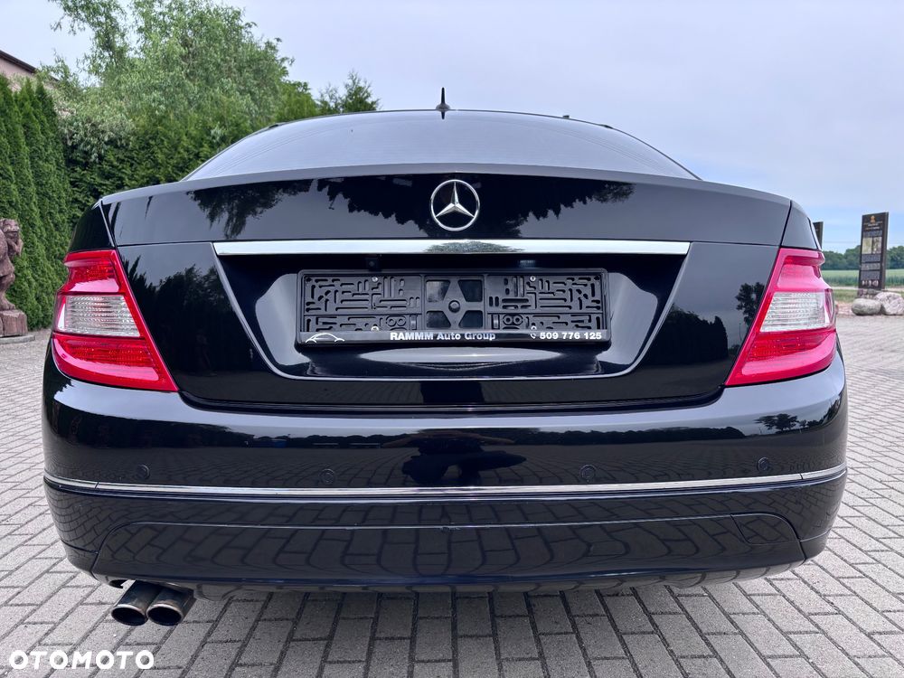 Mercedes-Benz Klasa C 180 Kompressor Automatik BlueEFFICIENCY - 12