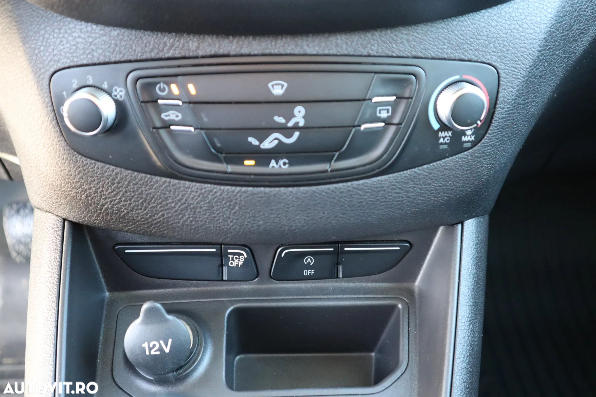 Ford Transit - 11