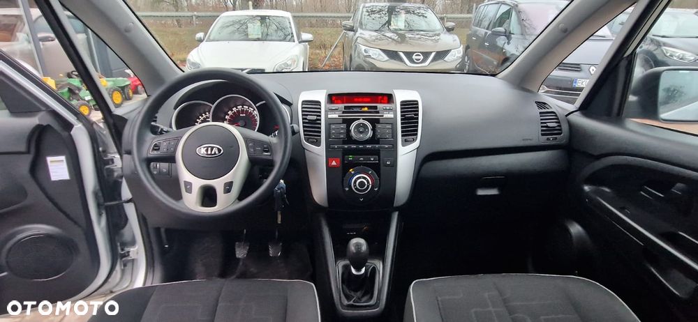 Kia Venga 1.4 CVVT Attract - 17