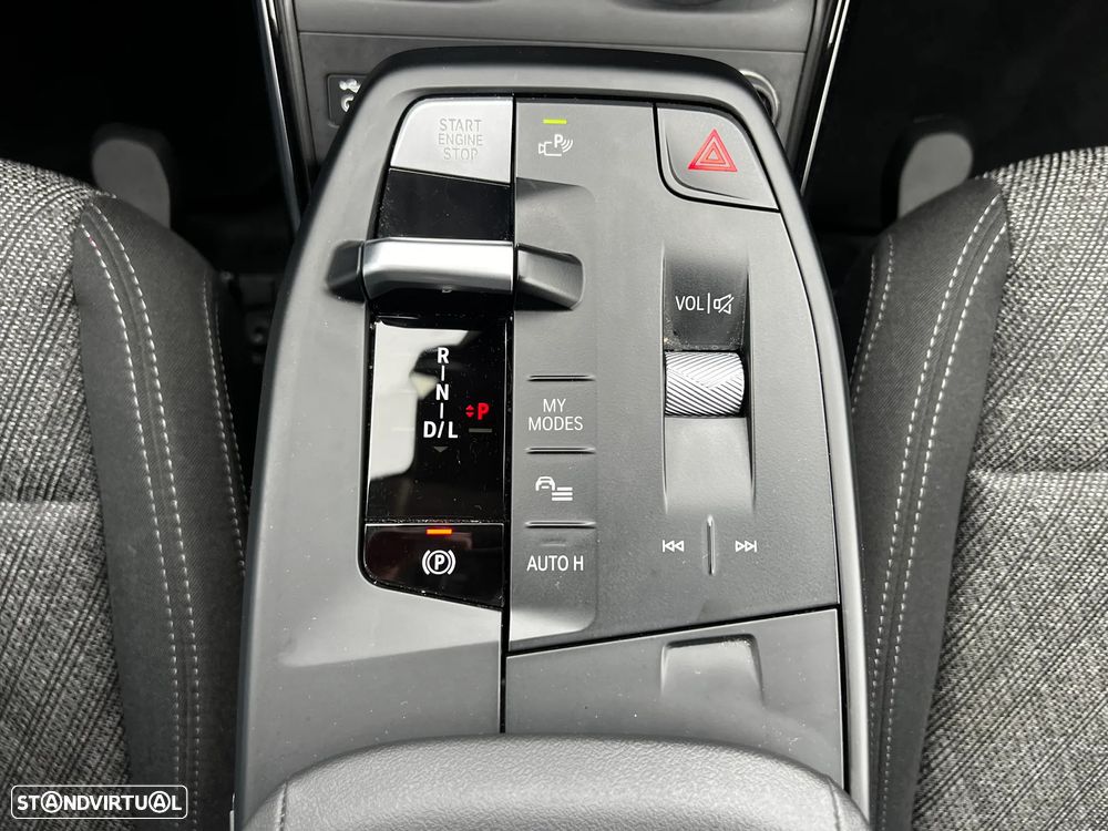 BMW 218 Active Tourer i Auto - 26